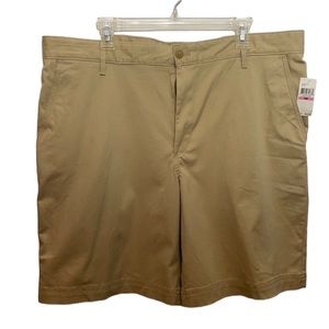 Men’s IZOD Relaxed Stretch Classic Shorts